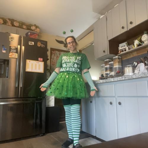 80s-Themed Shamrock Costume for Women