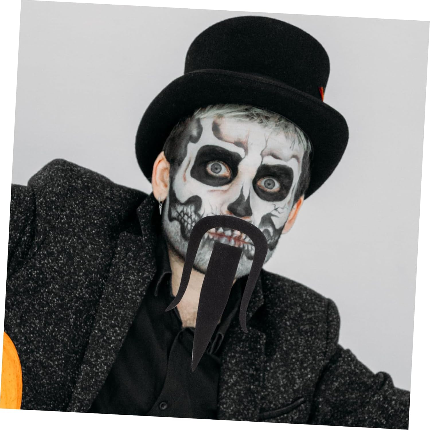 Lorem fake beard costume by Veemoon